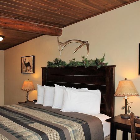 Elkhorn Cabins And Inn West Yellowstone Ngoại thất bức ảnh