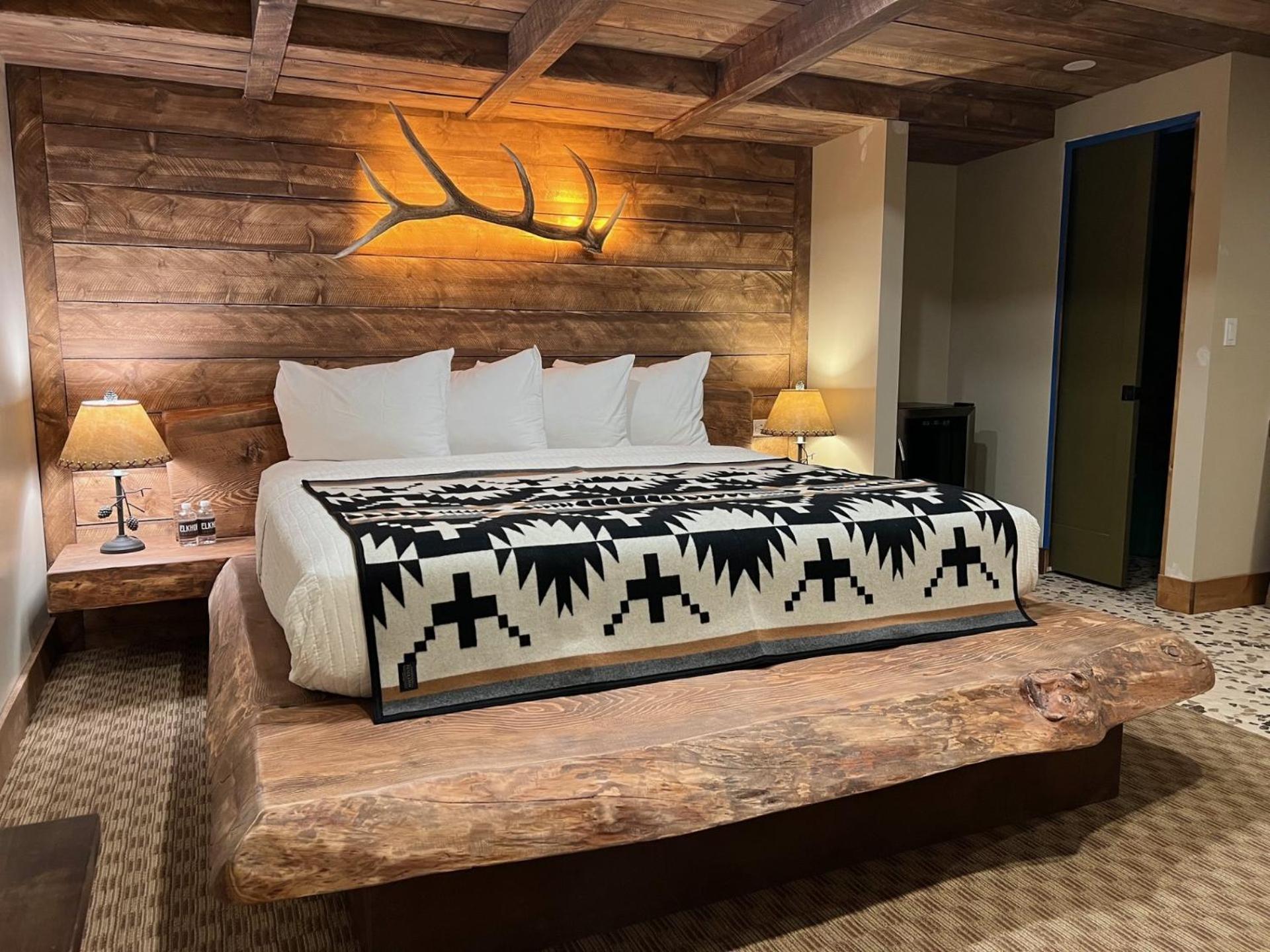 Elkhorn Cabins And Inn West Yellowstone Ngoại thất bức ảnh