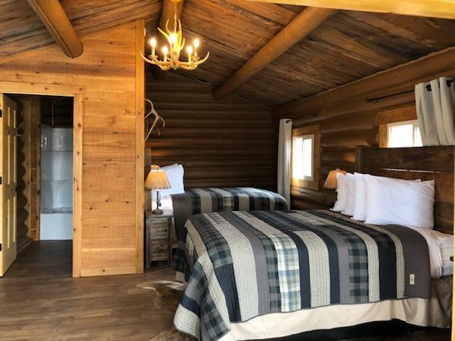 Elkhorn Cabins And Inn West Yellowstone Phòng bức ảnh