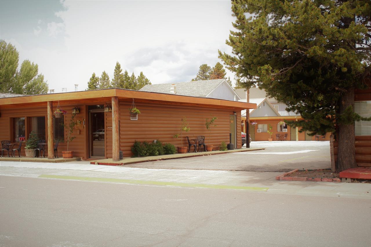 Elkhorn Cabins And Inn West Yellowstone Ngoại thất bức ảnh