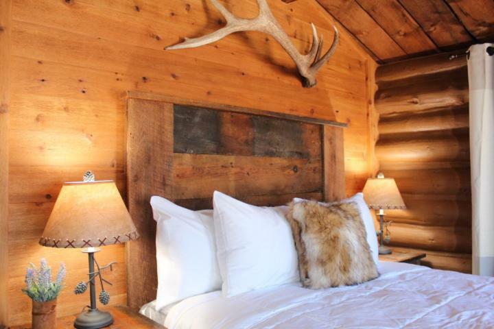 Elkhorn Cabins And Inn West Yellowstone Ngoại thất bức ảnh
